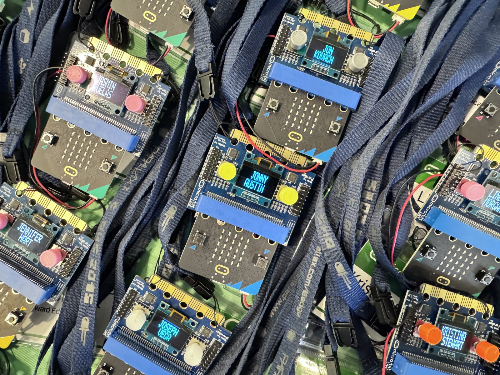 micro:bit Electronic Badge - Image 4